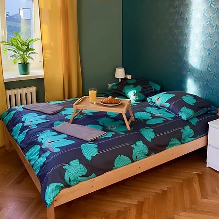 Hostel Oliwka - Metro Świętokrzyska-2